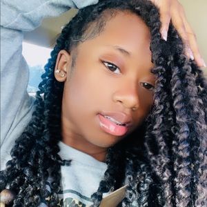 Meet your Posher, Kapril